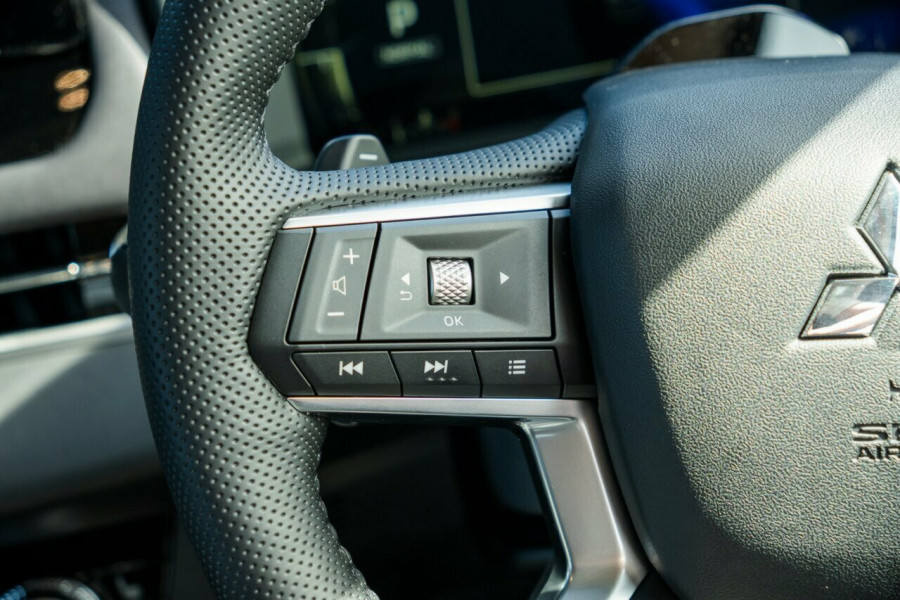 2025 Mitsubishi Outlander ZM Aspire SUV Image 12