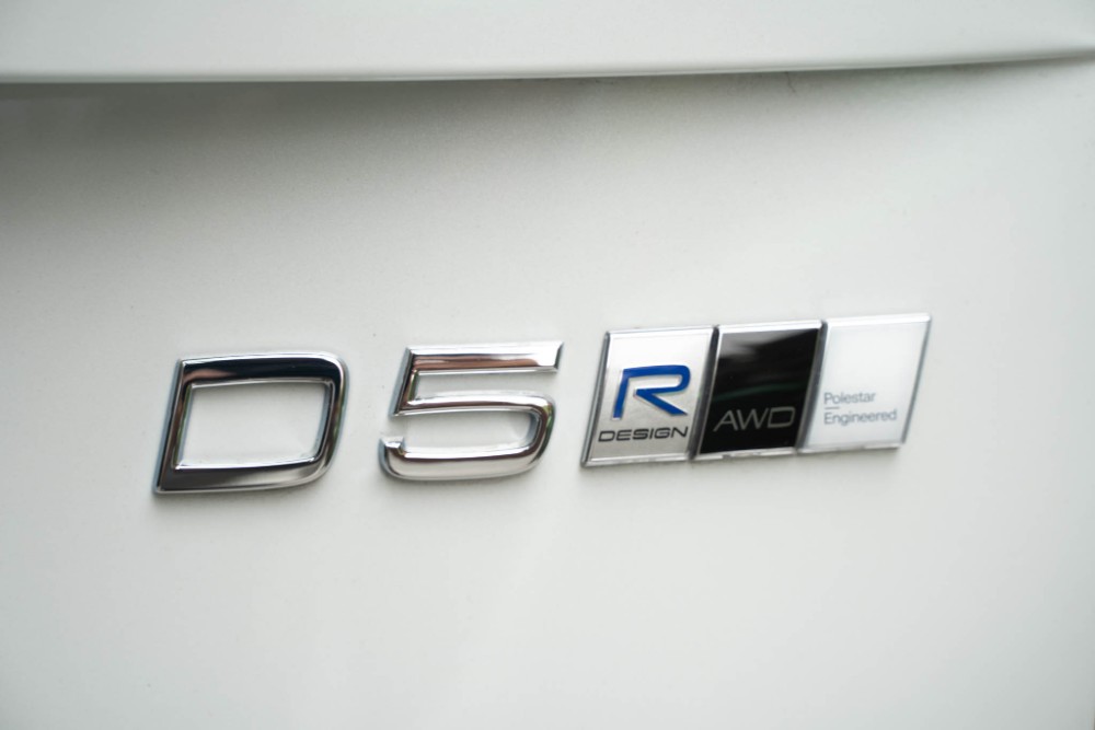 2020 Volvo XC90 L Series D5 R-Design SUV Image 6