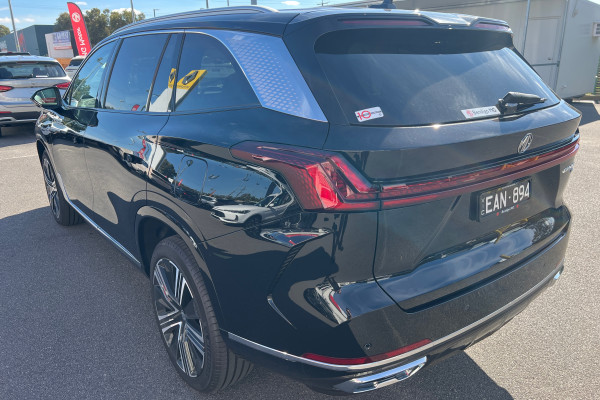 2025 MG QS IS31 Essence SUV Image 12