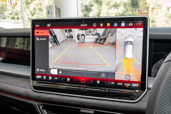 2026 Volkswagen Tayron R4 200TSI eHybrid R-Line SUV image 15