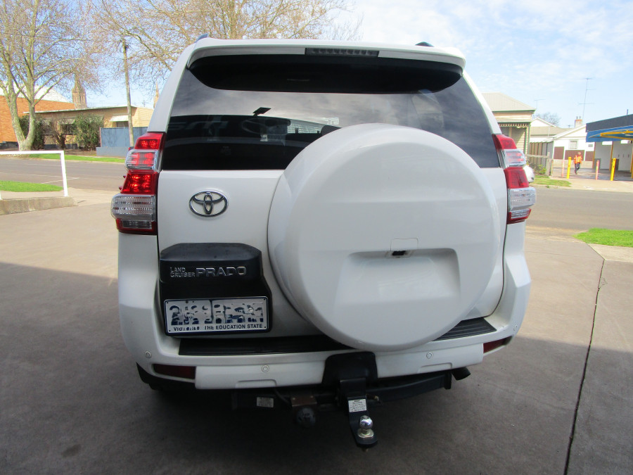 2015 Toyota LandCruiser Prado GDJ150R GXL SUV Image 5