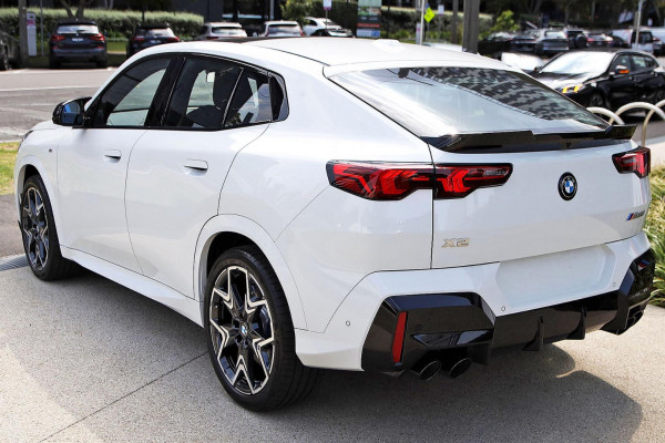 2025 BMW X2 U10 M35i xDrive SUV image 5