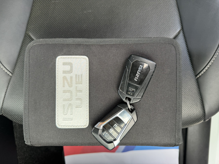 2021 Isuzu D-MAX RG X-TERRAIN Ute Image 24