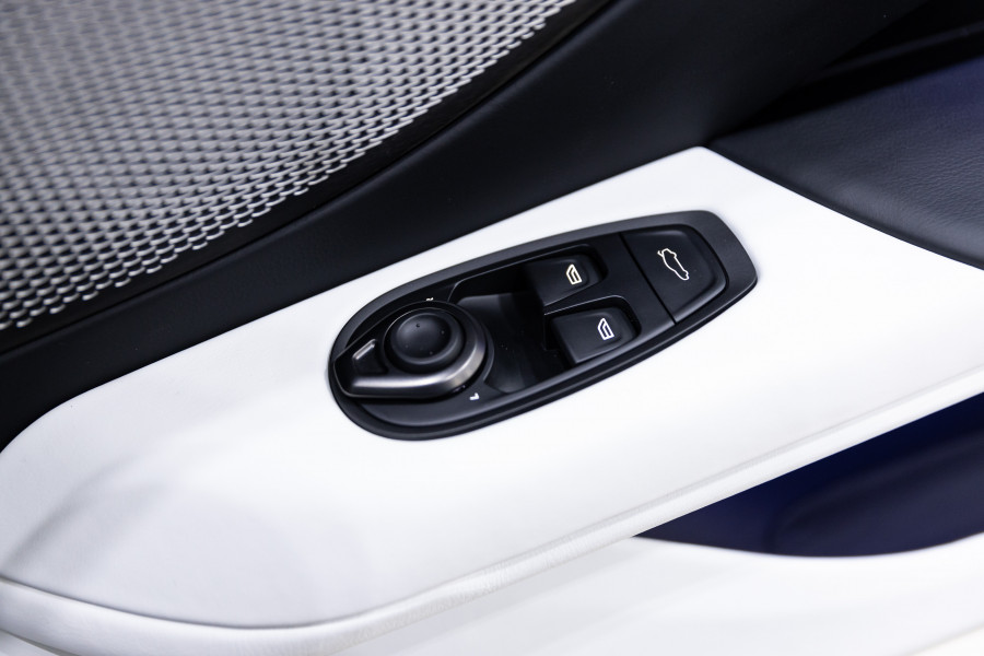2024 Aston Martin Vantage  Coupe Image 49
