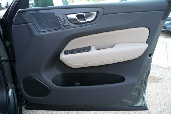 2025 MY26 Volvo XC60 UZ Plus B5 Bright SUV Image 5