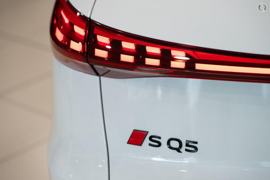 2025 Audi SQ5 FY SUV