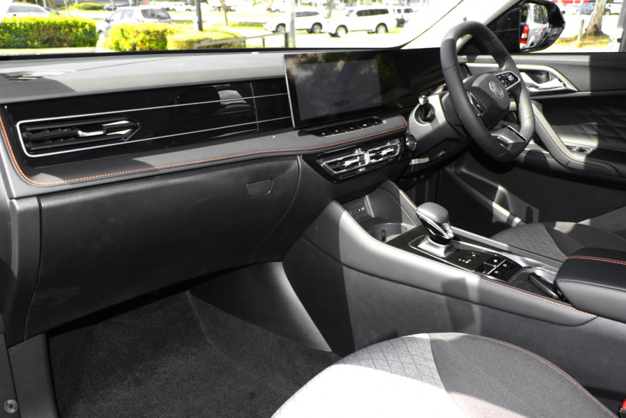 2024 MY24.5 MG HS AS33 Vibe SUV Image 8