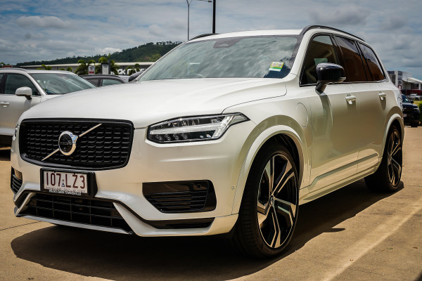 2024 MY25 Volvo XC90 L Series Ultra T8 Plug-In Hybrid SUV Image 2