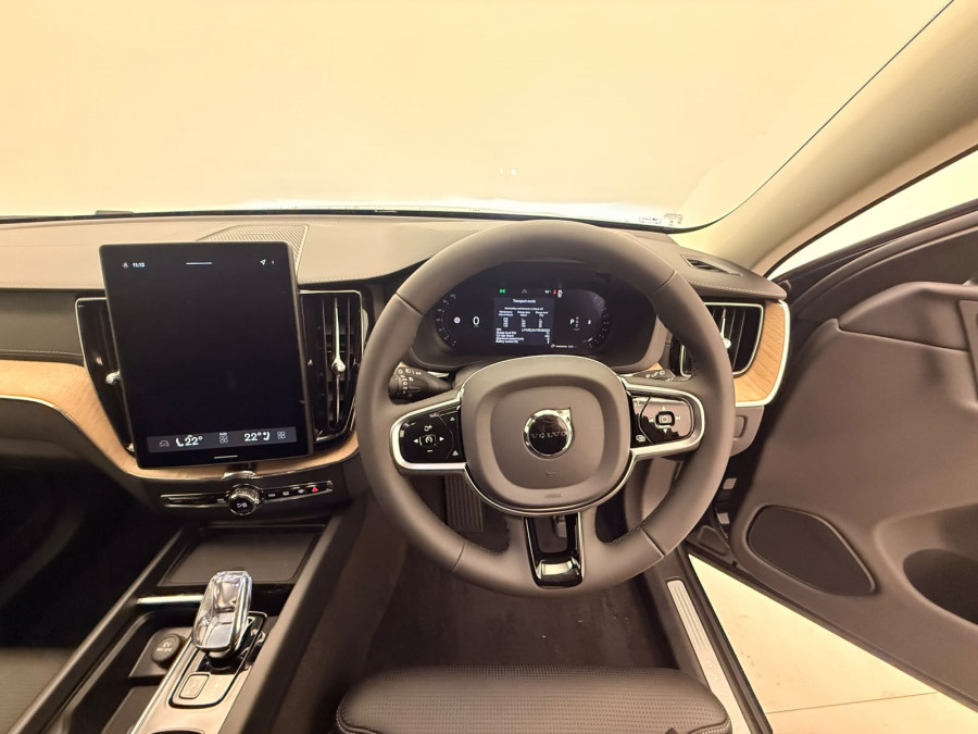 2026 Volvo XC60 UZ Ultra B5 Dark SUV Image 12