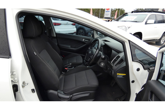 2017 MY18 Kia Cerato YD MY18 SPORT Sedan Image 10