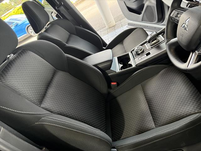 2023 MY24 Mitsubishi Outlander ZM LS SUV Image 19