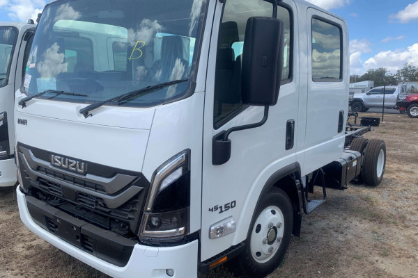 2026 Isuzu  NNR 45-150 DT C34 Cab Chassis Image 1