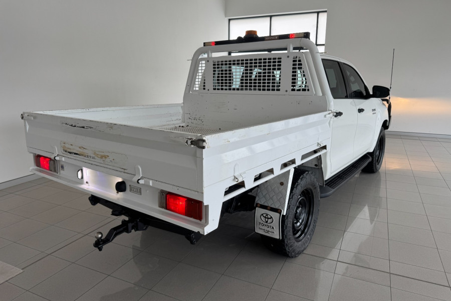 2021 Toyota HiLux GUN126R SR5 Double Cab Chassis Image 7