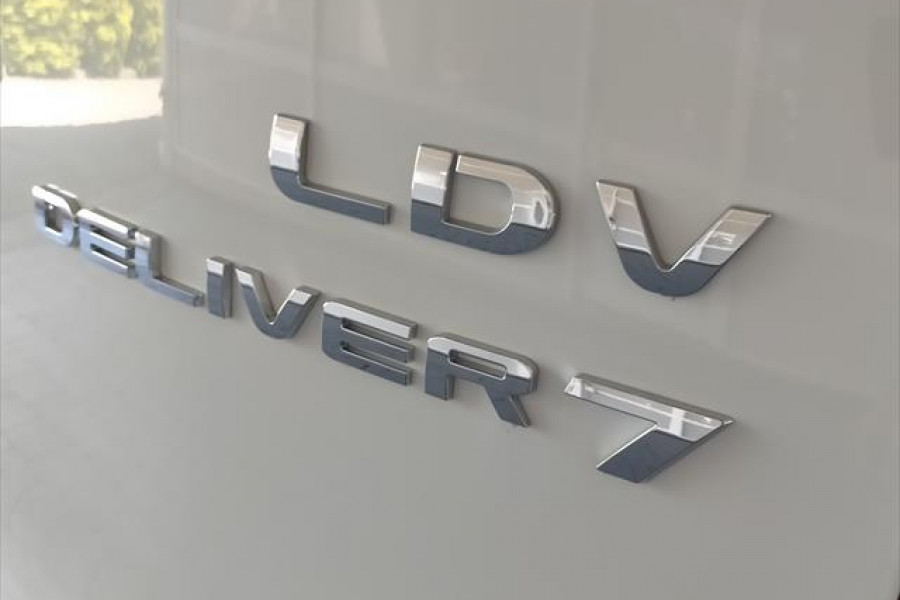 2024 LDV Deliver 7   Van Image 12
