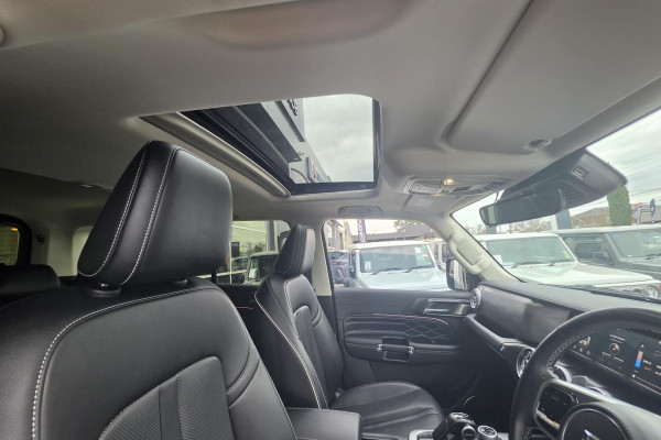 2023 GWM Tank 300 P01 Ultra SUV Image 11