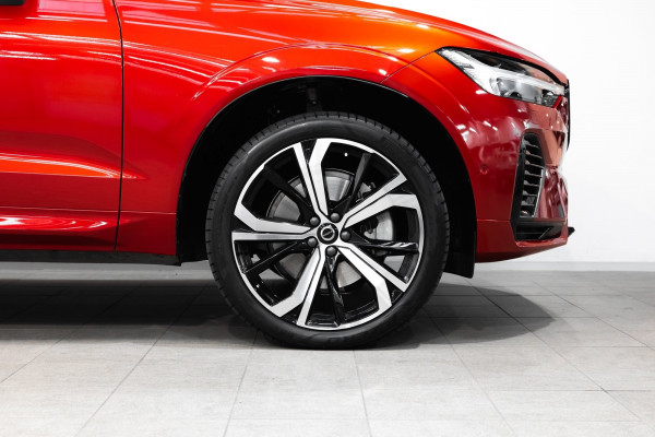 2022 Volvo XC60 UZ T8 Ultimate Recharge Plug in hybrid SUV Image 4
