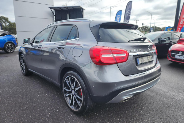 2015 Mercedes-Benz GLA-Class X156 GLA250 SUV Image 5