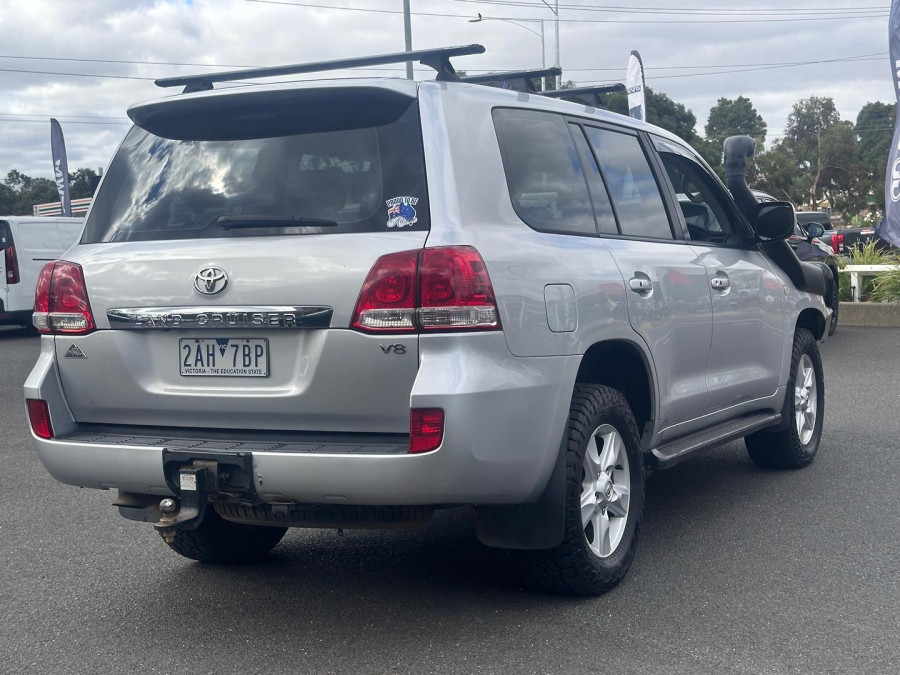 2011 MY10 Toyota LandCruiser VDJ200R GXL SUV Image 11