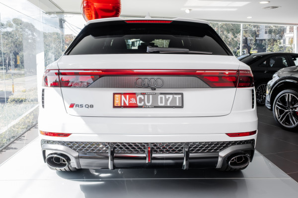 2026 Audi RS Q8 F1 TFSI performance SUV image 4