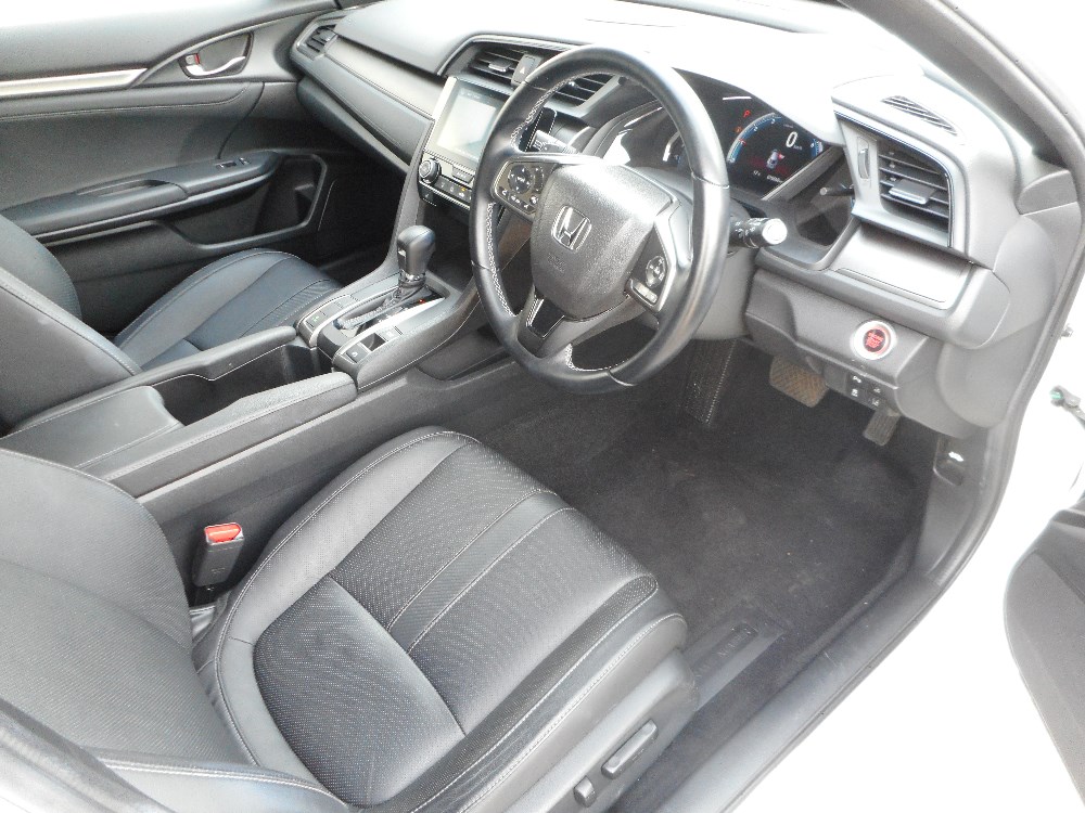 2018 MY17 Honda Civic Hatch VTi-LX Hatch Image 11