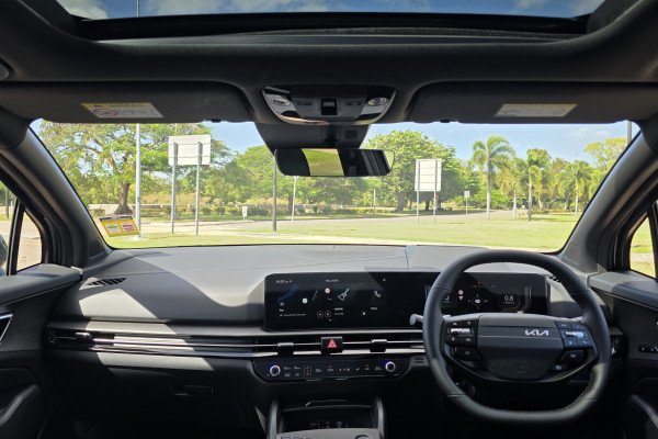 2026 Kia Sportage NQ5 PE GT-Line SUV Image 3