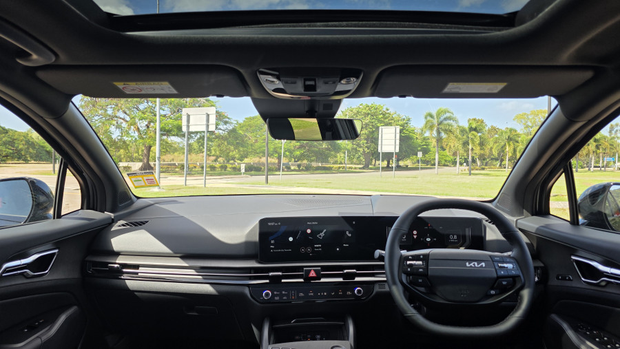 2026 Kia Sportage NQ5 PE GT-Line SUV Image 3