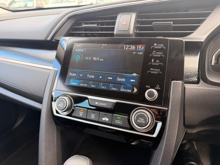 2019 Honda Civic 10th Gen VTi-S Sedan Image 15