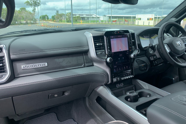 2025 Ram 2500 DJ Laramie Dual Cab Image 31