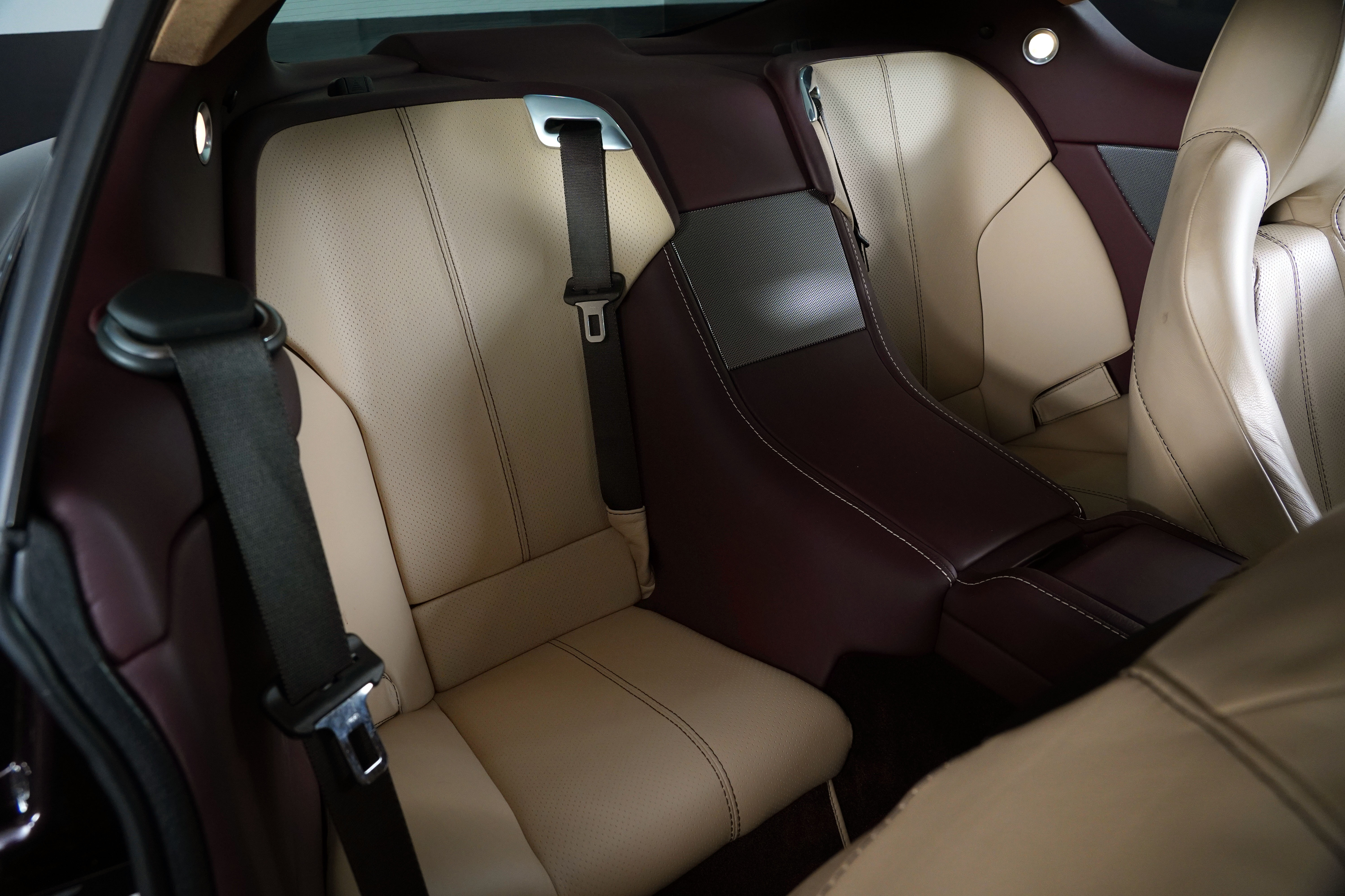 2012 Aston Martin Db9 Sport Edition Coupe Image 26