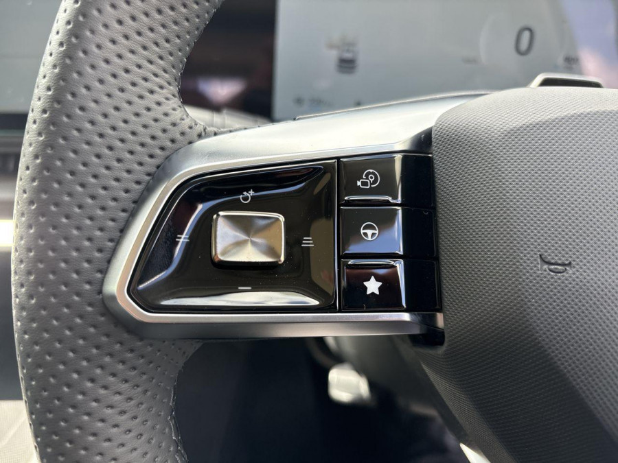 2025 MG QS IS31 Essence SUV Image 24