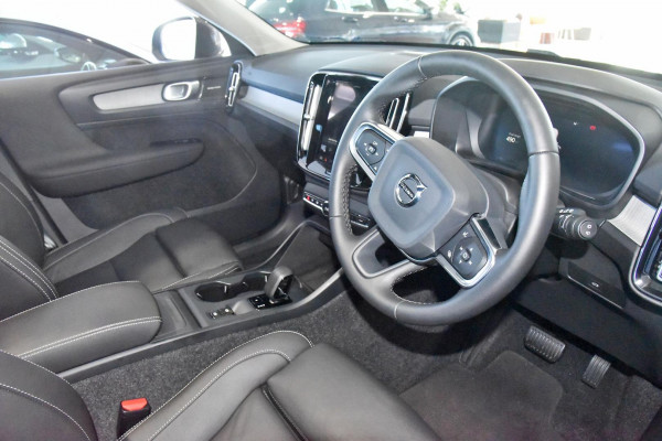 2026 Volvo XC40 XZ Plus B4 SUV Image 11
