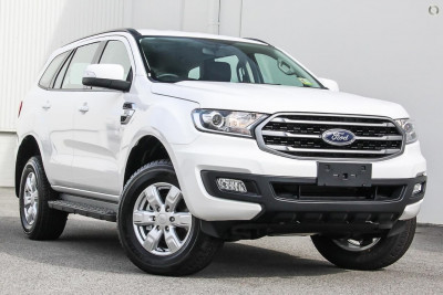 Ford Everest Ambiente RWD UAII