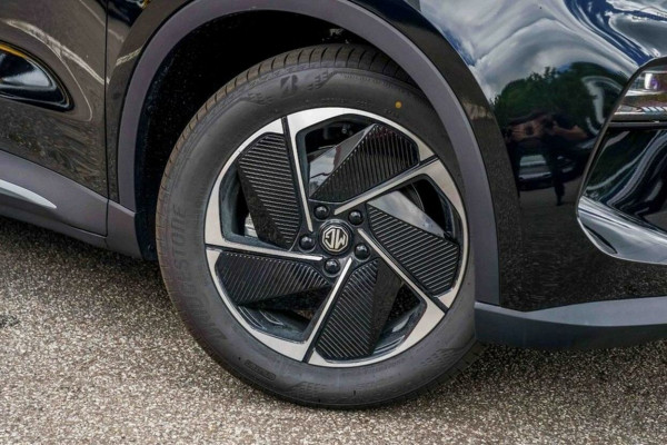 2025 MG MGS5 EV ZS3EM Essence 49 SUV Image 6
