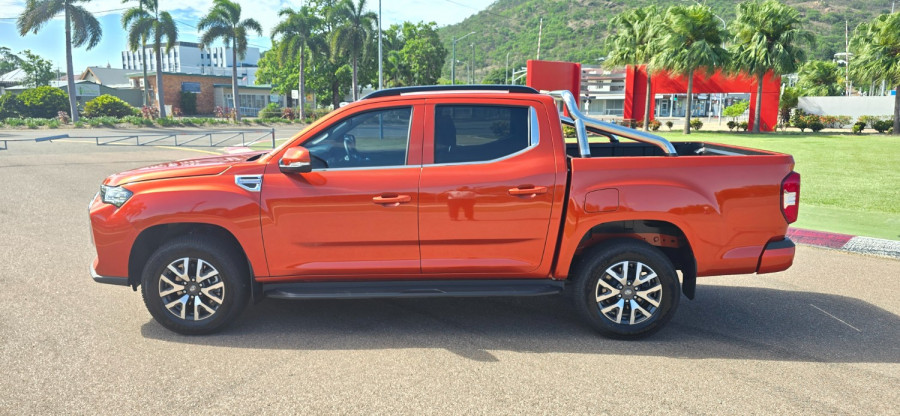 2026 MY25 LDV T60 SK8C Max PRO Ute Image 9