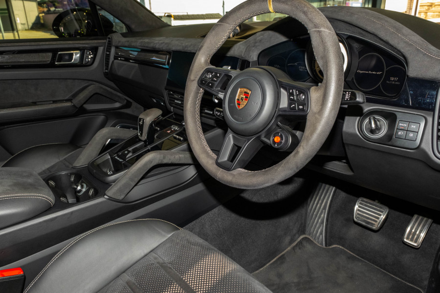 2022 Porsche Cayenne Turbo GT Coupe