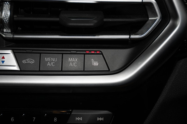 2022 BMW X4 G02 LCI M40i SUV image 18