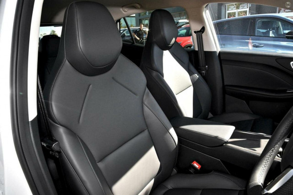 2026 MG MG4 EV Urban AH4E Essence 43 Hatch Image 21