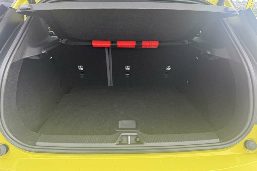 2023 MY24 Volvo EX30  Single Motor Extended Range Ultra SUV Image 15