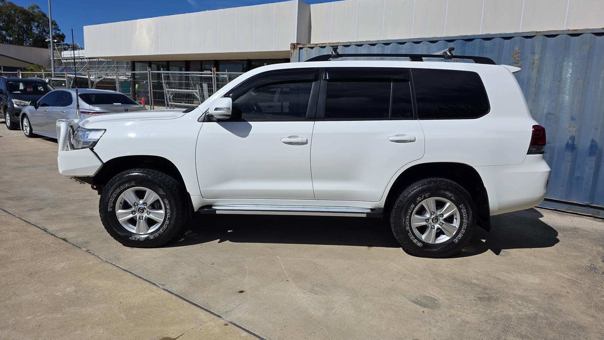 2015 MY14 Toyota LandCruiser VDJ200R GXL SUV Image 6