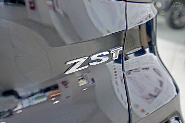 2023 MG ZST  Core SUV Image 5
