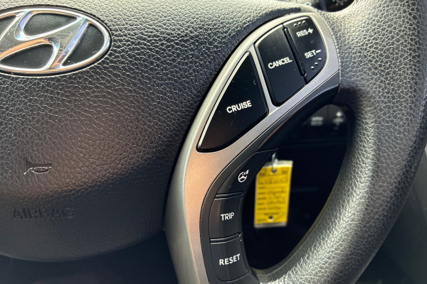 2015 MY16 Hyundai i30 GD3 Series II Active Hatch Image 20