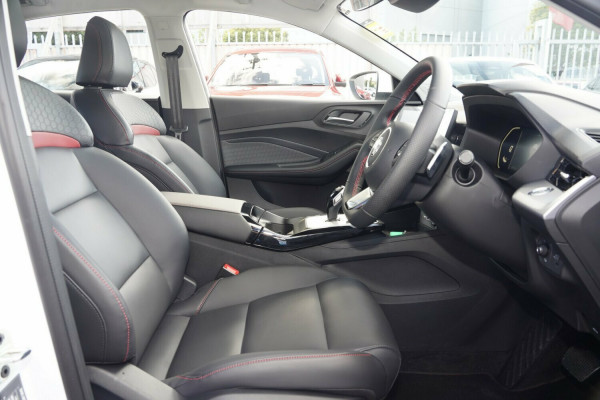 2024 MG MG5 AP32 Essence Sedan Image 3