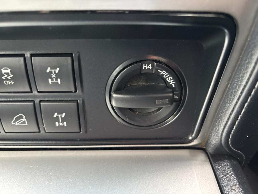 2022 Toyota LandCruiser Prado GDJ150R VX SUV Image 38