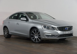 Volvo S60 T5 Luxury Volvo S60 T5 Luxury Auto