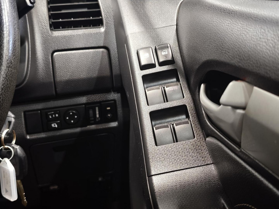 2014 Isuzu MU-X LS-T SUV Image 15