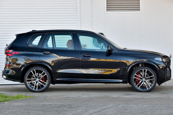 2025 BMW X5 G05 LCI xDrive30d M Sport SUV image 3