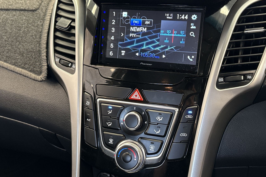 2014 Hyundai i30 GD2 Trophy Hatch Image 6