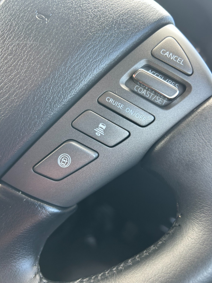 2024 Nissan Patrol Y62 Series 5 Ti SUV Image 17
