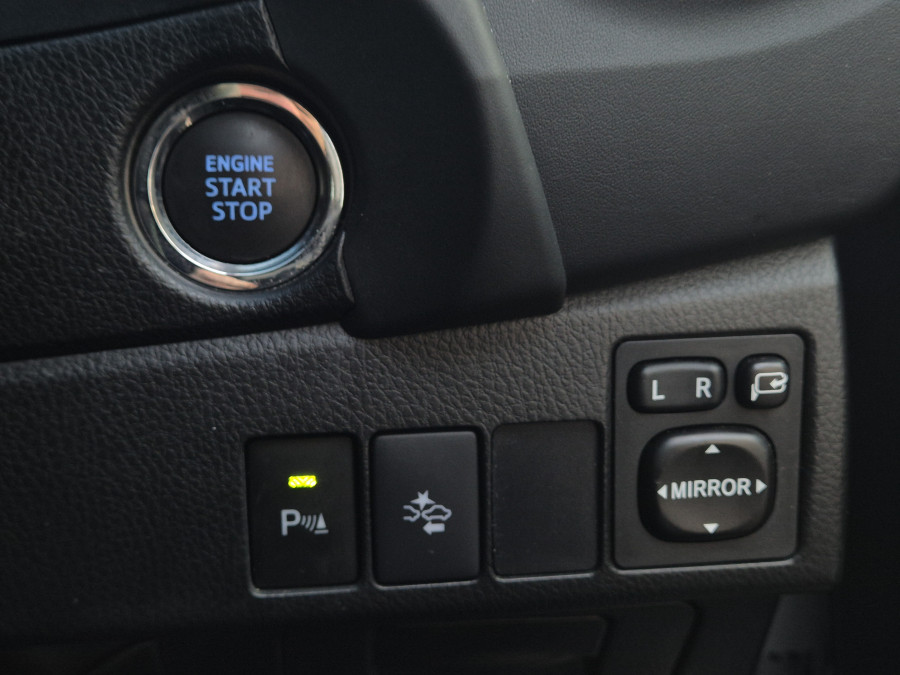 2018 Toyota Corolla ZRE172R ZR Sedan Image 18