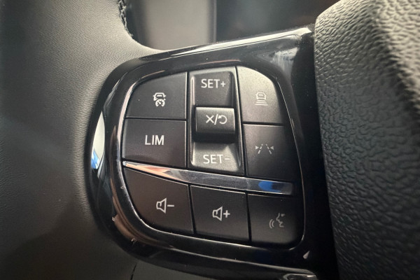 2026 MY26.5 Ford Transit Custom AV Trail LWB Van Image 26